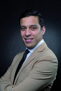 Sofiane Abrouk, Directeur du Service développement de Century 21