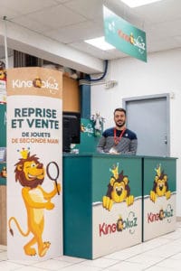 Corner King'Okaz, dédié aux jouets d'occasion, dans un magasin King Jouet