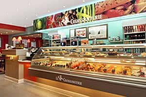 Restaurant franchisé La Croissanterie intérieur comptoir