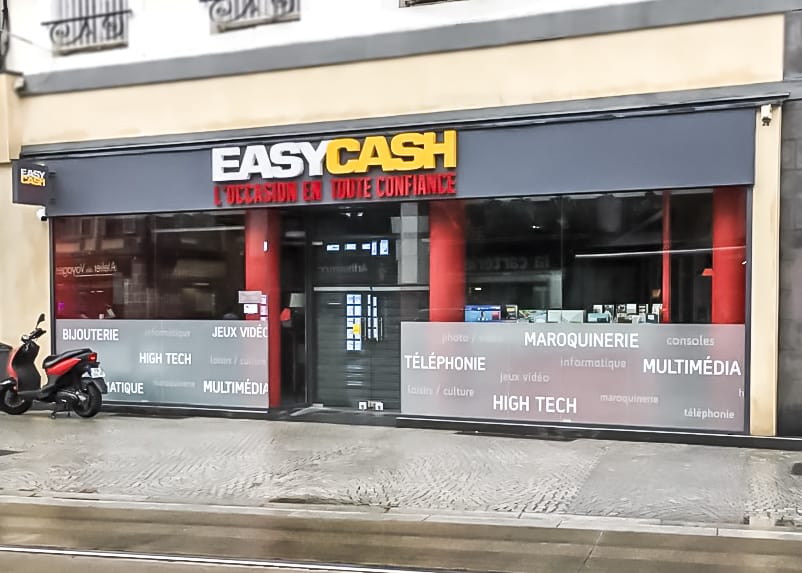 Easy Cash va implanter des corners dans les hypermarchés Cora